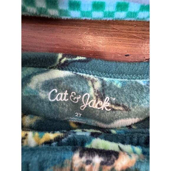 Cat & Jack Snuggly Soft Velour Snug Fit Pajama Sets Lot Of 4 (2T/3T) - Picture 2 of 8